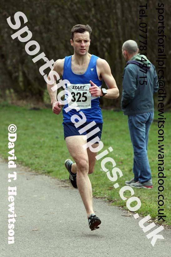 Senior men and veterans over-40s Royal Signals NECC Rod Relays, Hetton Lyons Park, Hetton-le-Hole. Photo: David T. Hewitson/Sports for All Pics